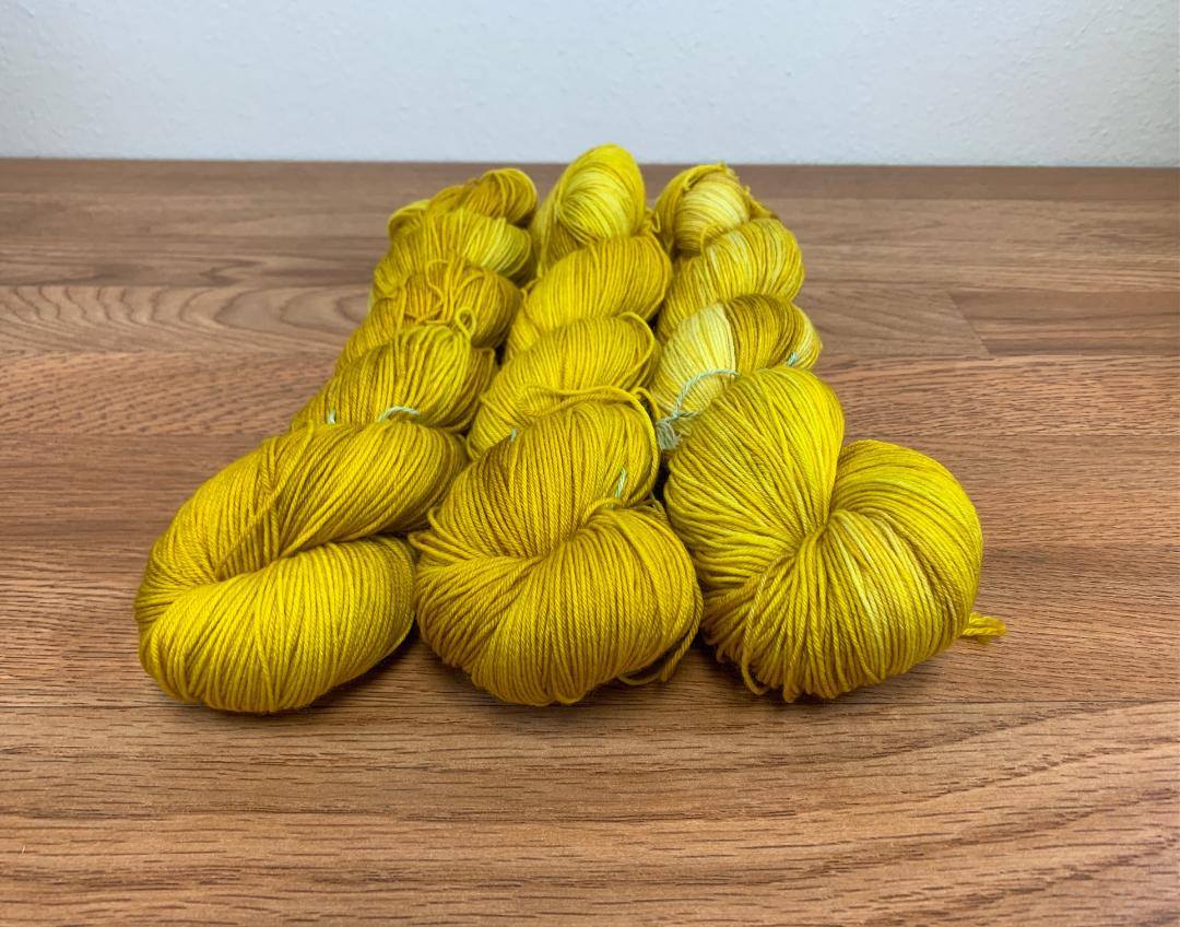 Chicken Coop Dyeworks - Foghorn